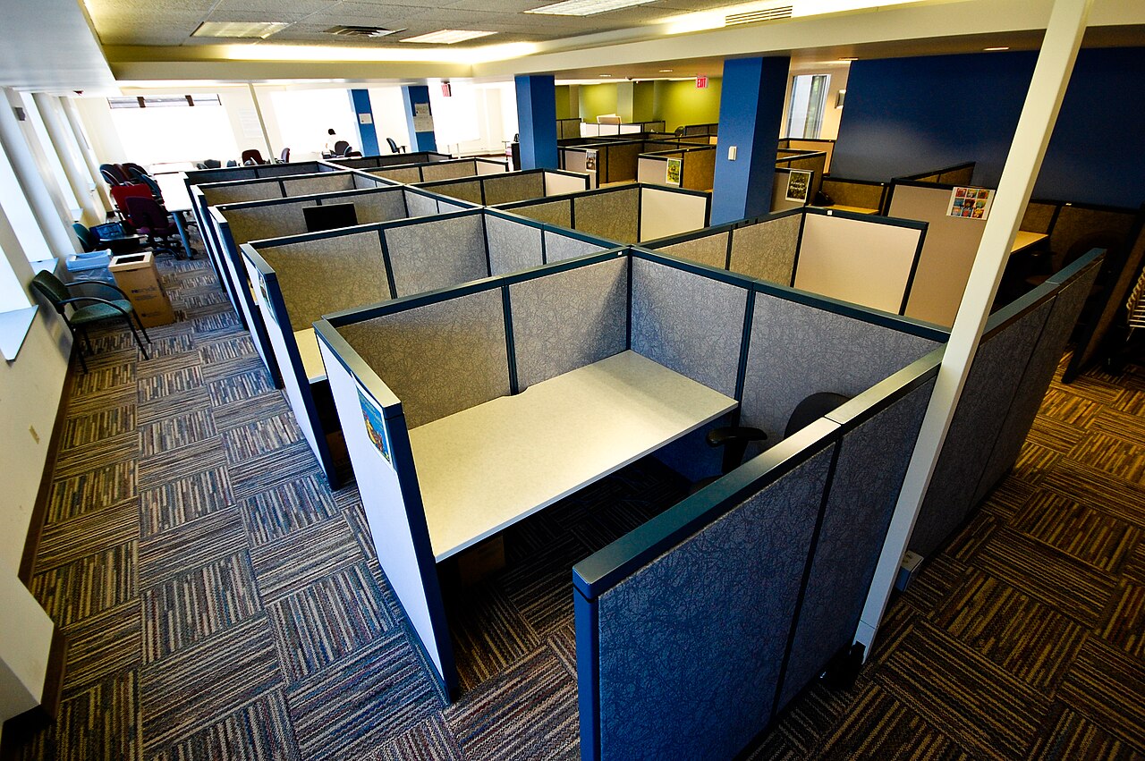 1280px-CubeSpace.jpg