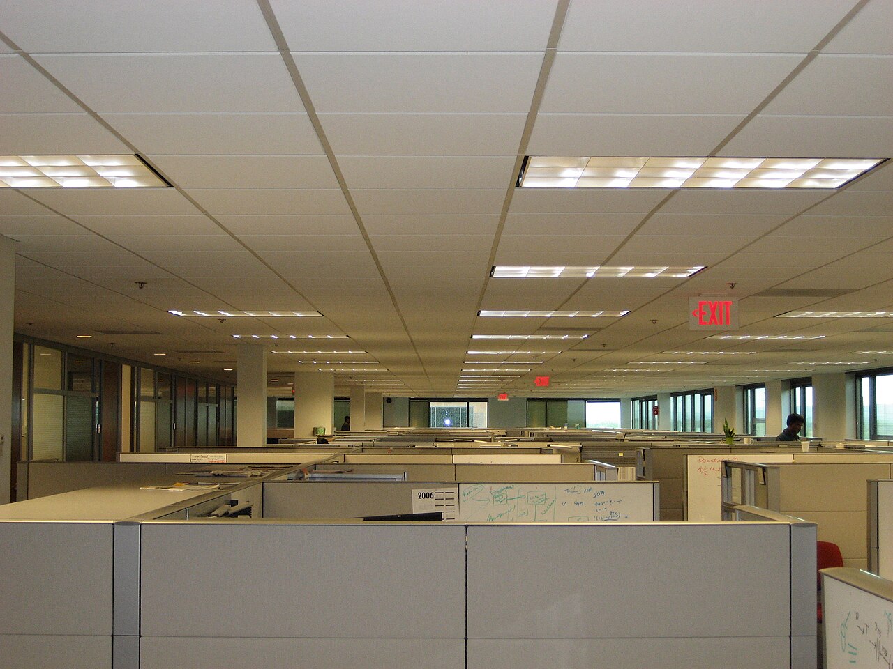 1280px-Cubicle_land.jpg