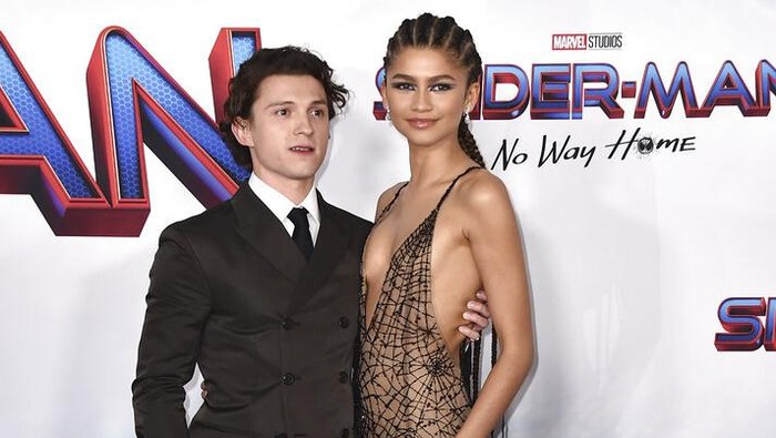 zendaya-dan-tom-holland-1_169.jpeg