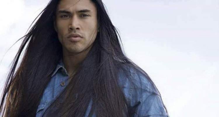 por-que-los-indios-usaban-el-cabello-largo-600x321.jpg