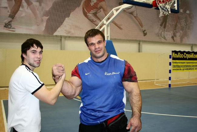 Denis-Tsyplenkov-hand3.jpg
