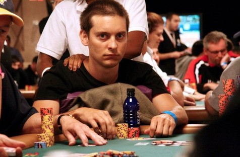 Tobey-Maguire-poker.jpg