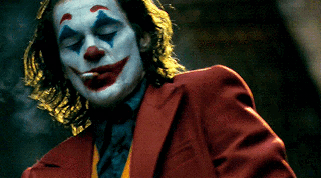 joker-smoking.gif
