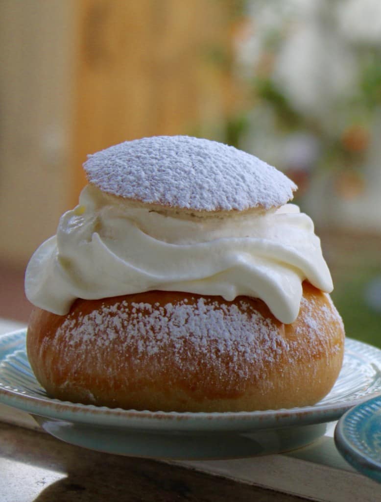 Semlor: Traditional Swedish Fat Tuesday Buns (Semla) - Christina's Cucina