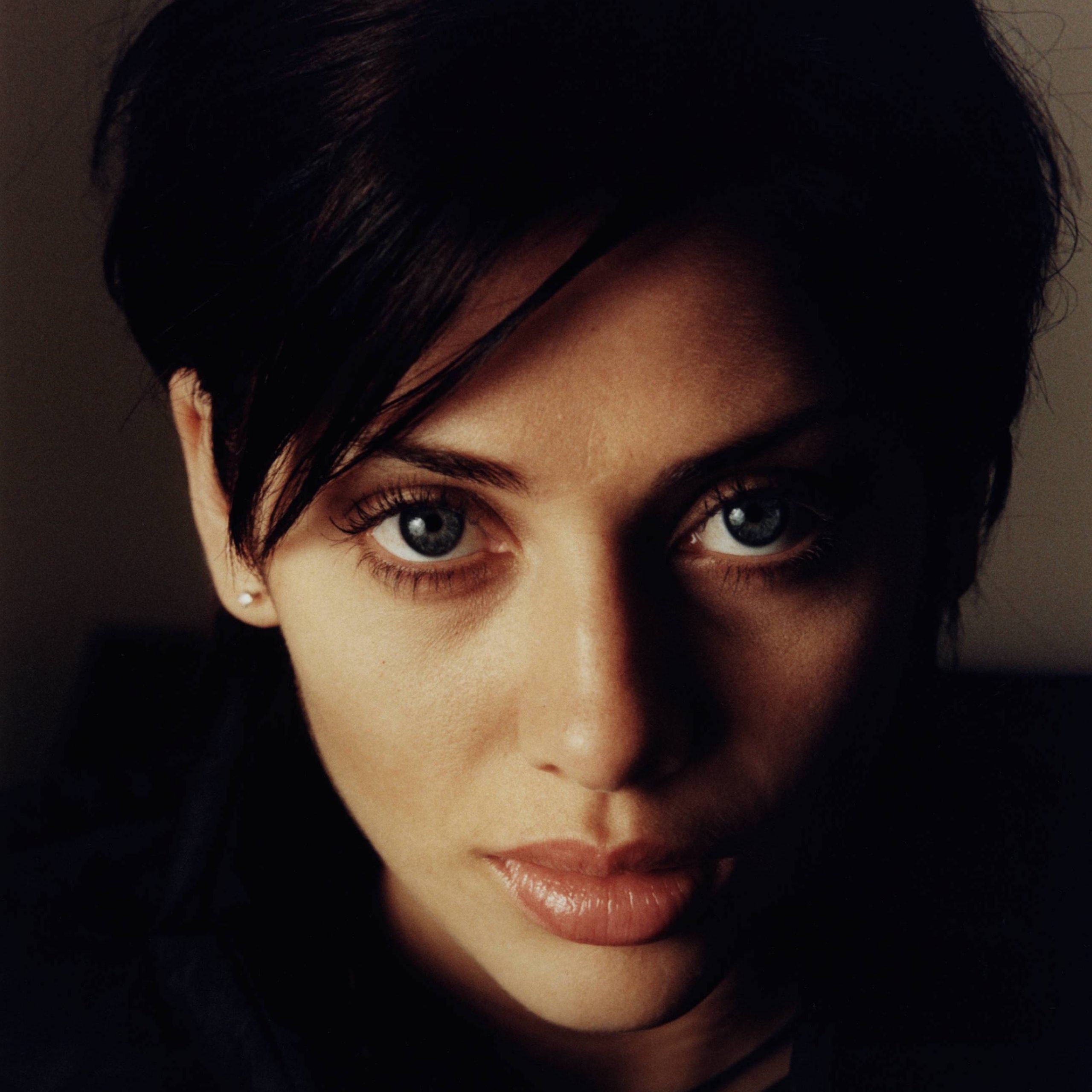 imbruglia-1509028395-scaled.jpg