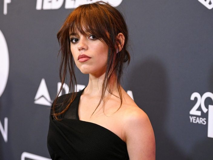 Jenna-Ortega-704x528.jpg