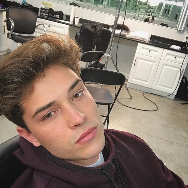 DEFCBBDD 3AF6 4CF6 AEE4 0229D3C5F116