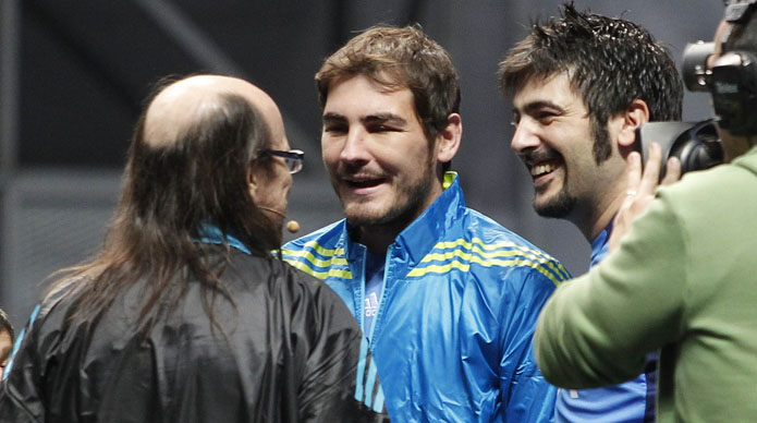 casillas-alergia-santiago-segura-695.jpg