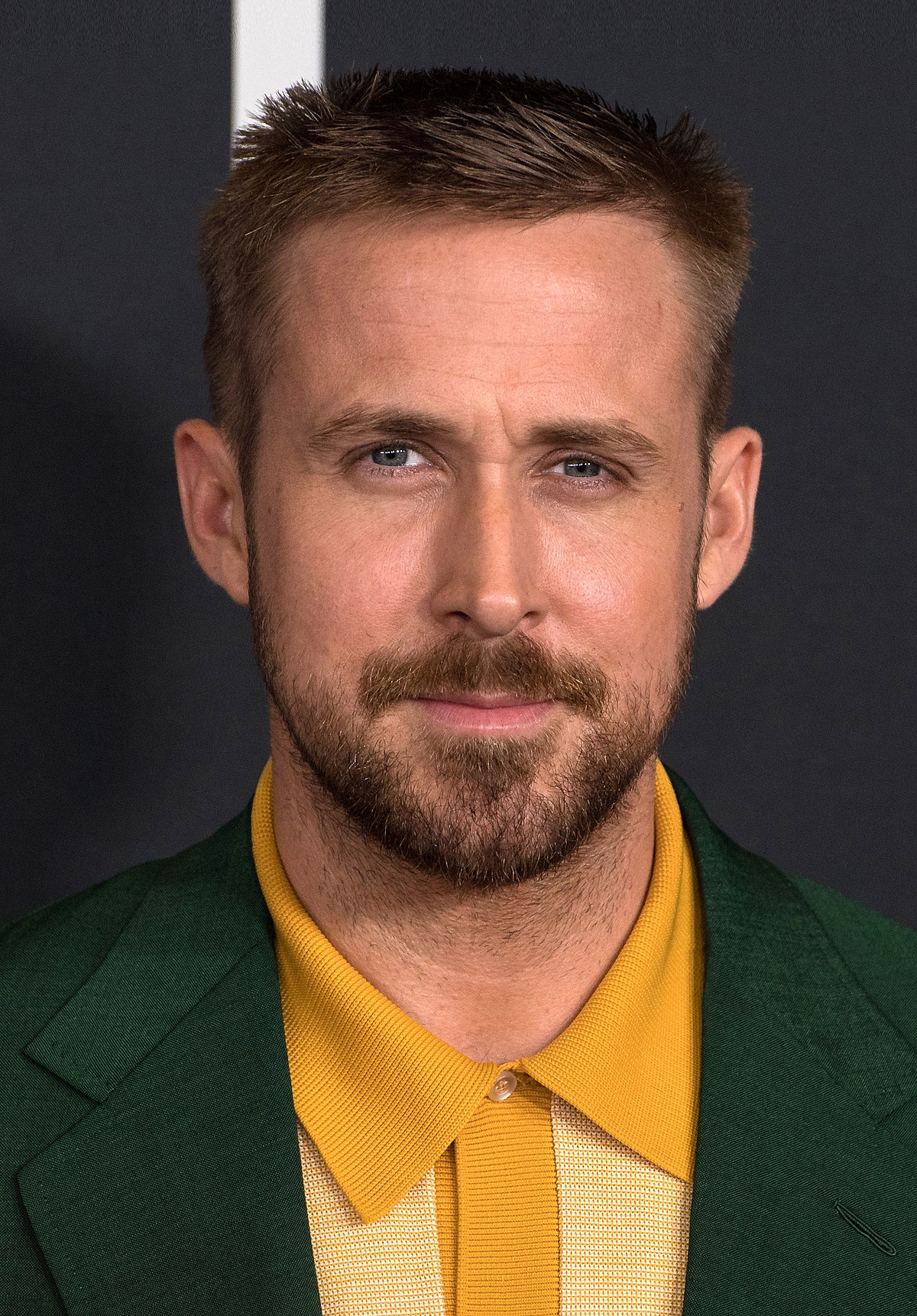 1200px-Ryan_Gosling_in_2018.jpg