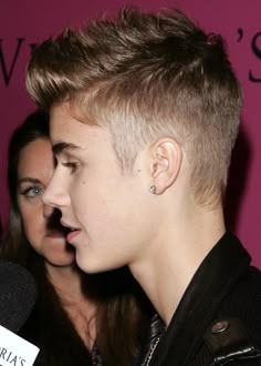 9cb864b3257d1d83bbac8caed19cfc07--dope-hair-left-handed.jpg