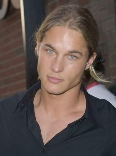 Резултат с изображение за „travis fimmel young“
