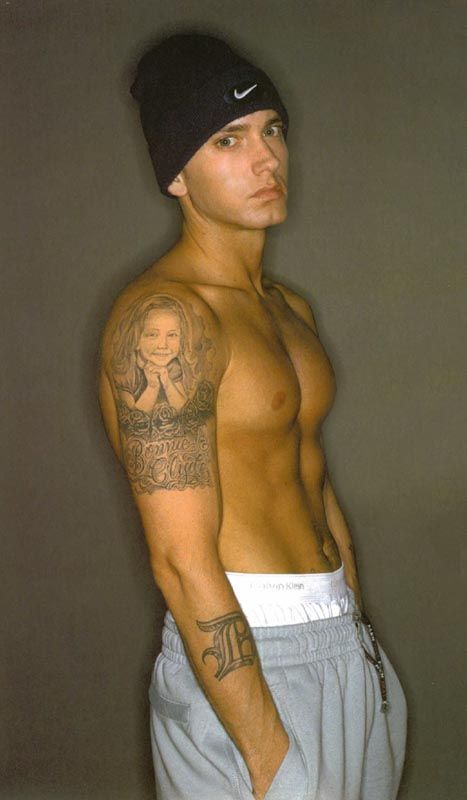 67bb1565d2f11deff18e9f9da3e3cd58--eminem-sexy-eminem-tattoo.jpg