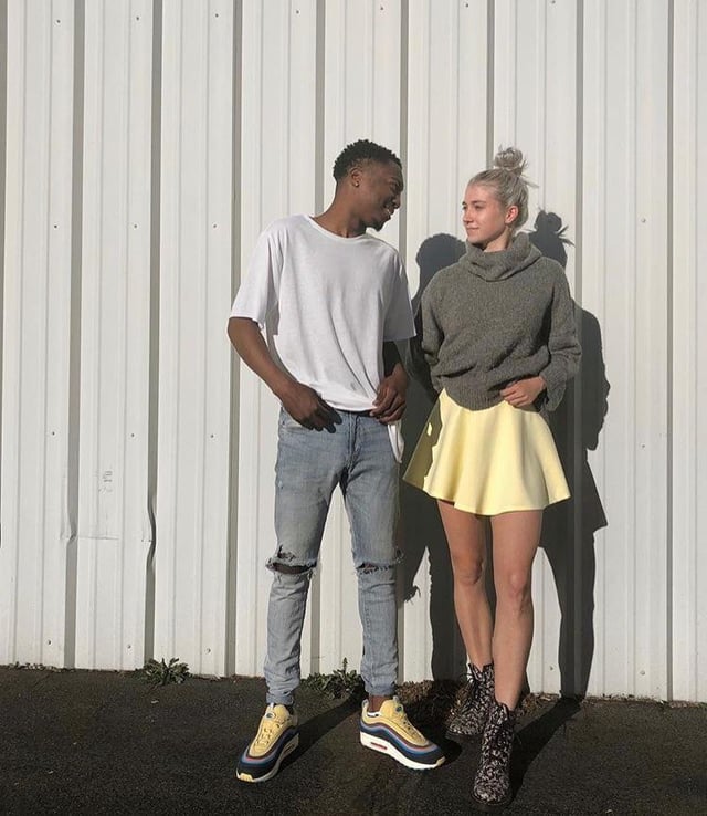 r/BlackMeetsWhite - White girl and her black boyfriend