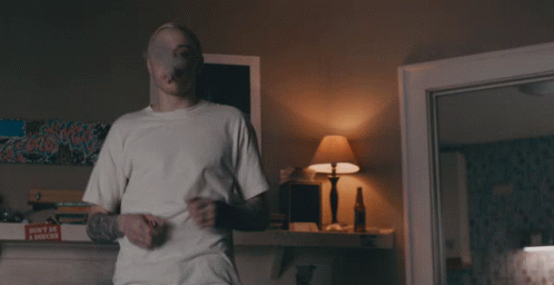 pete-davidson-smoking.gif