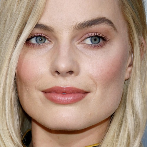 margot-robbie-makeup-9-500x500.jpg