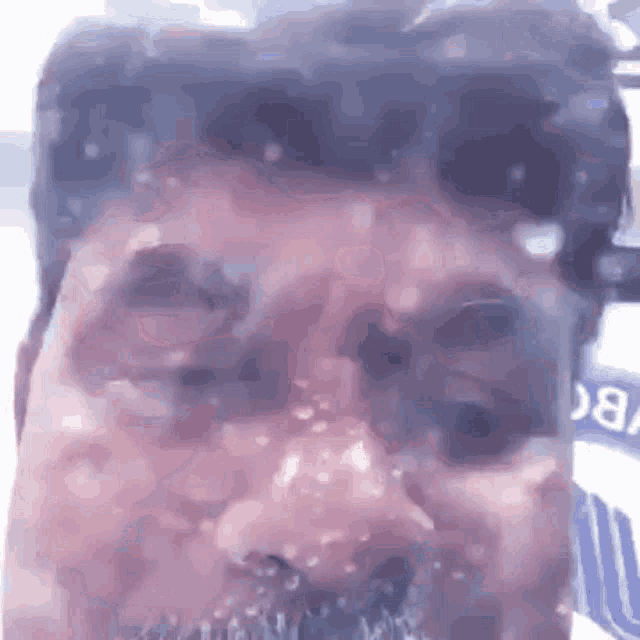 underwater-hello-im-under-water.png