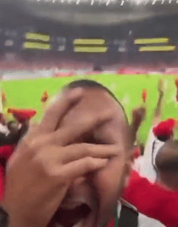 1669563028-smartselect-20221127-162931-twitter.gif