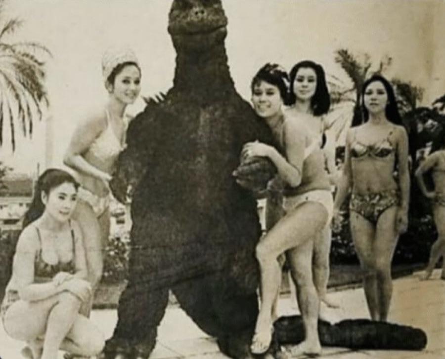 r/IncelsWithoutHate - Picture of my grandfather back in 1940 Godzillamaxxing