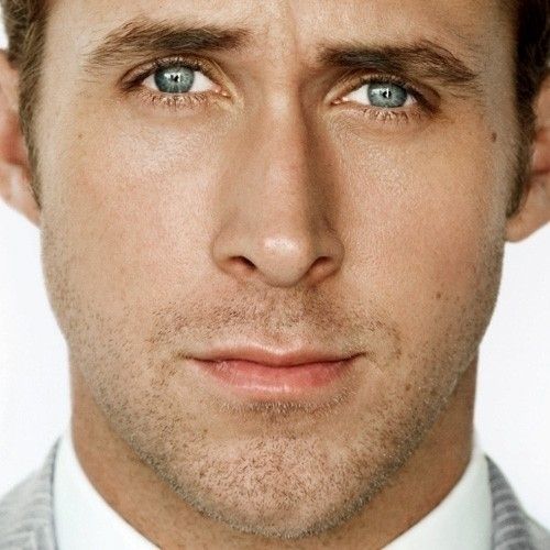 Eva doesn't deserve these eyes. | Ryan gosling, Celebrities male, Sexy men