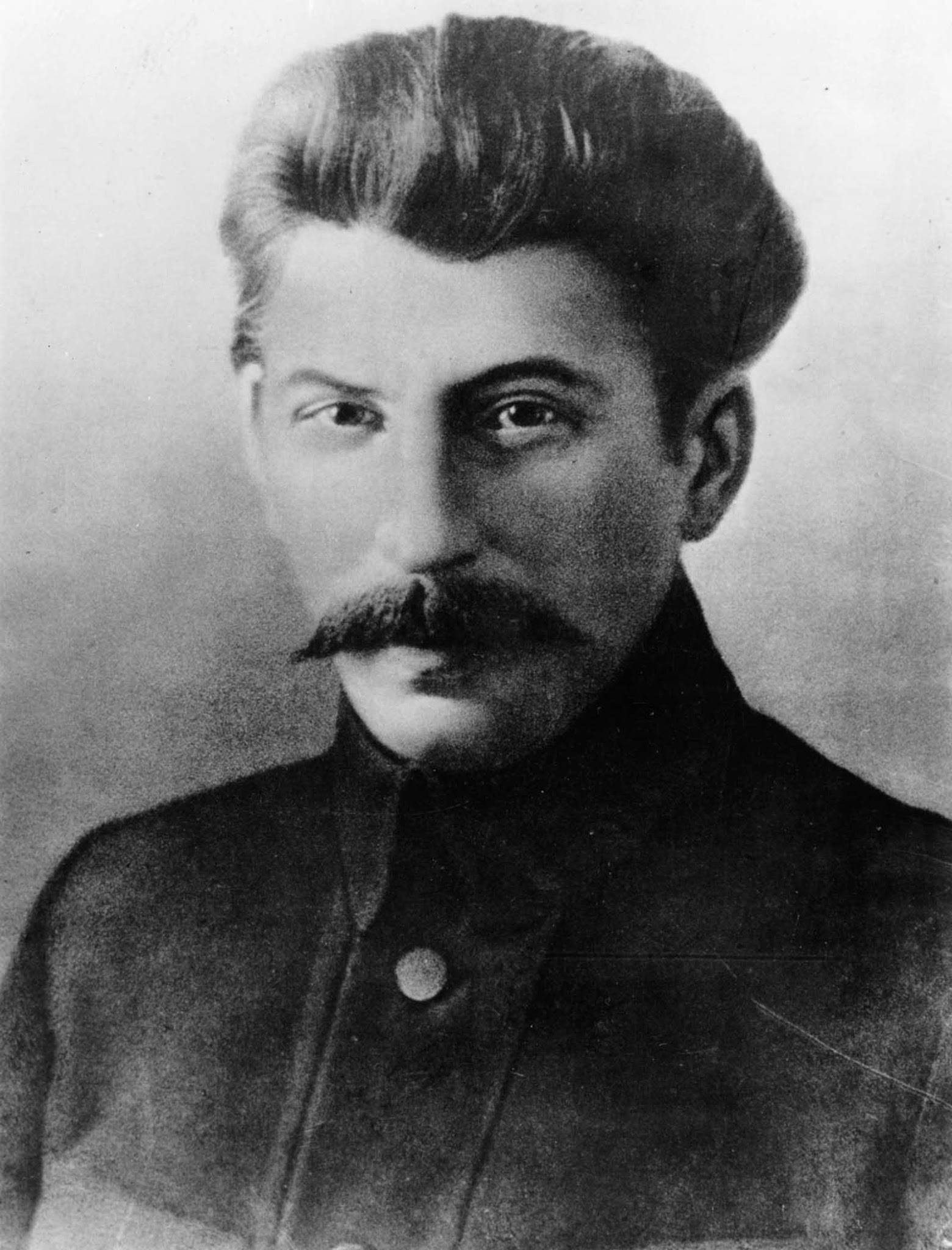 Stalin_1917-1.2.jpg