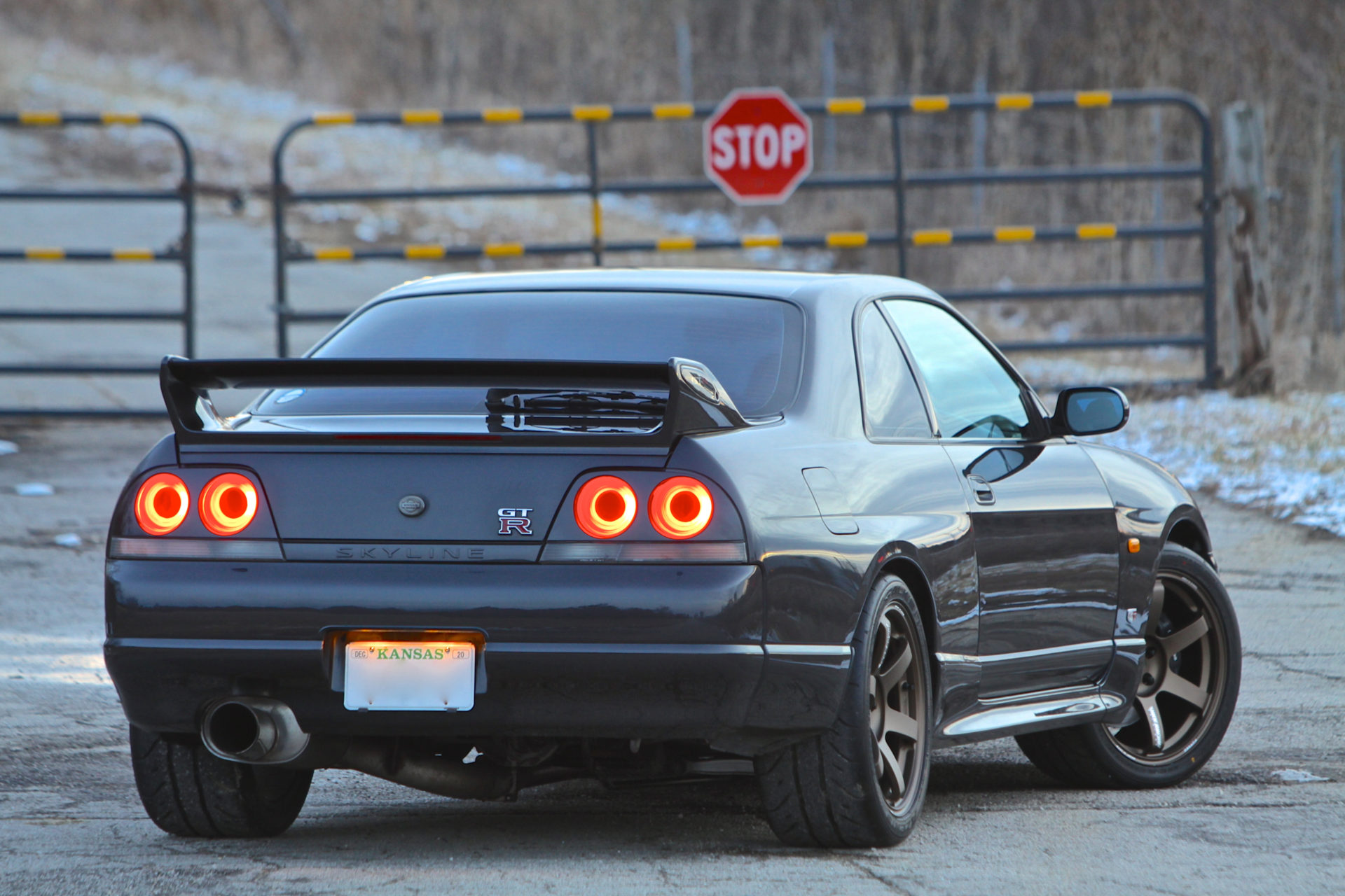 Project-Nissan-Skyline-GTR-R33-1-1920x1280.jpg
