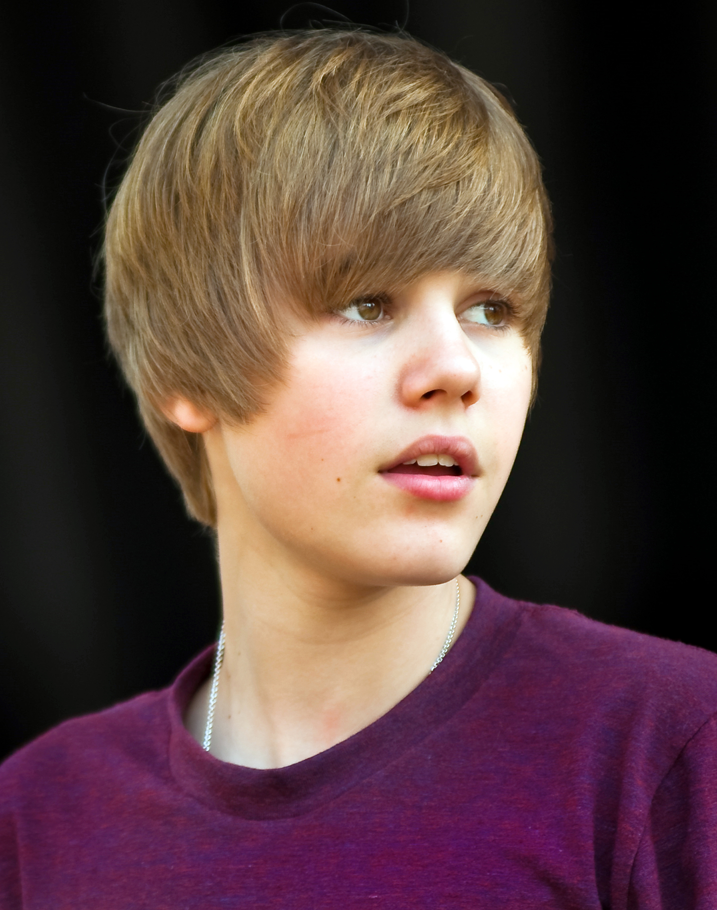 File:Justin Bieber at Easter Egg roll - crop.jpg - Wikipedia