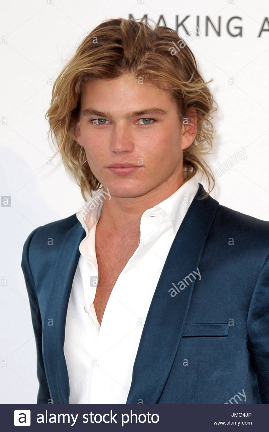 jordan-barrett-cannes-20-05-2017-JMG4JP.jpg
