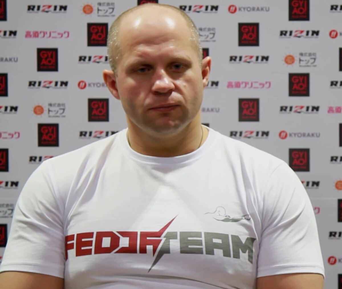 1200px-Fedor_Emelianenko_Dec_2015.jpg