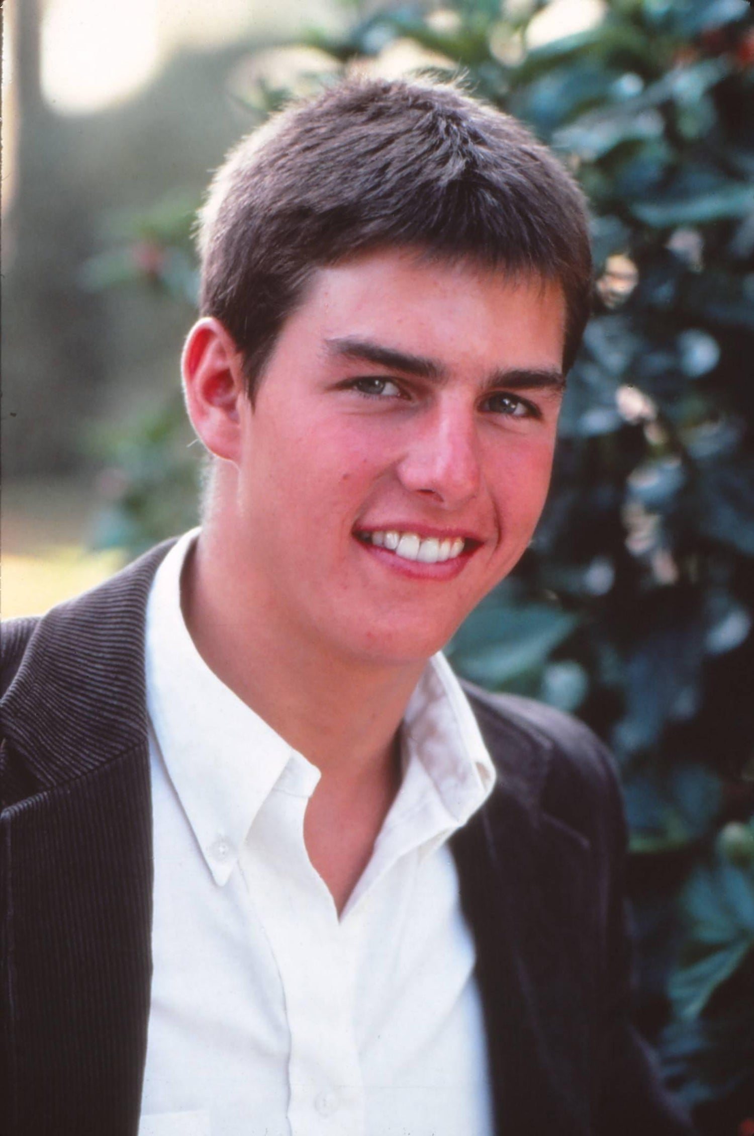 2825899_TOM_CRUISE_a_YOUNG_UNKNOWN_TEEN_in_COLOR_539x_master.jpg
