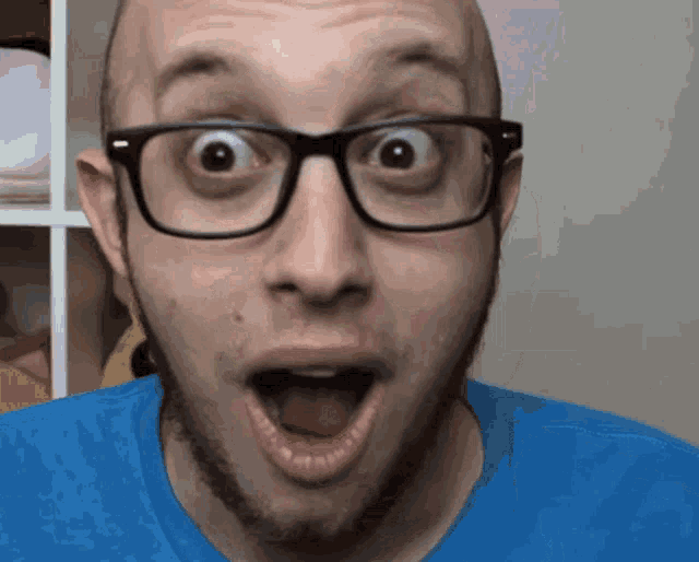 Excited Soy GIF - Excited Soy Esam - Discover & Share GIFs