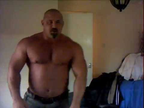 Bodybuilder bulked first time at 265lbs - YouTube
