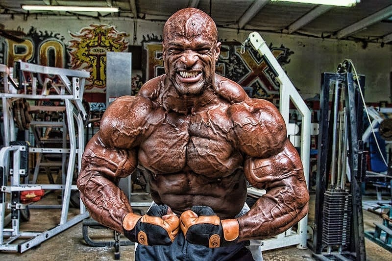 Ronnie Coleman Won't Let His Misfortunes Stop Him From Training Like A  Beast!