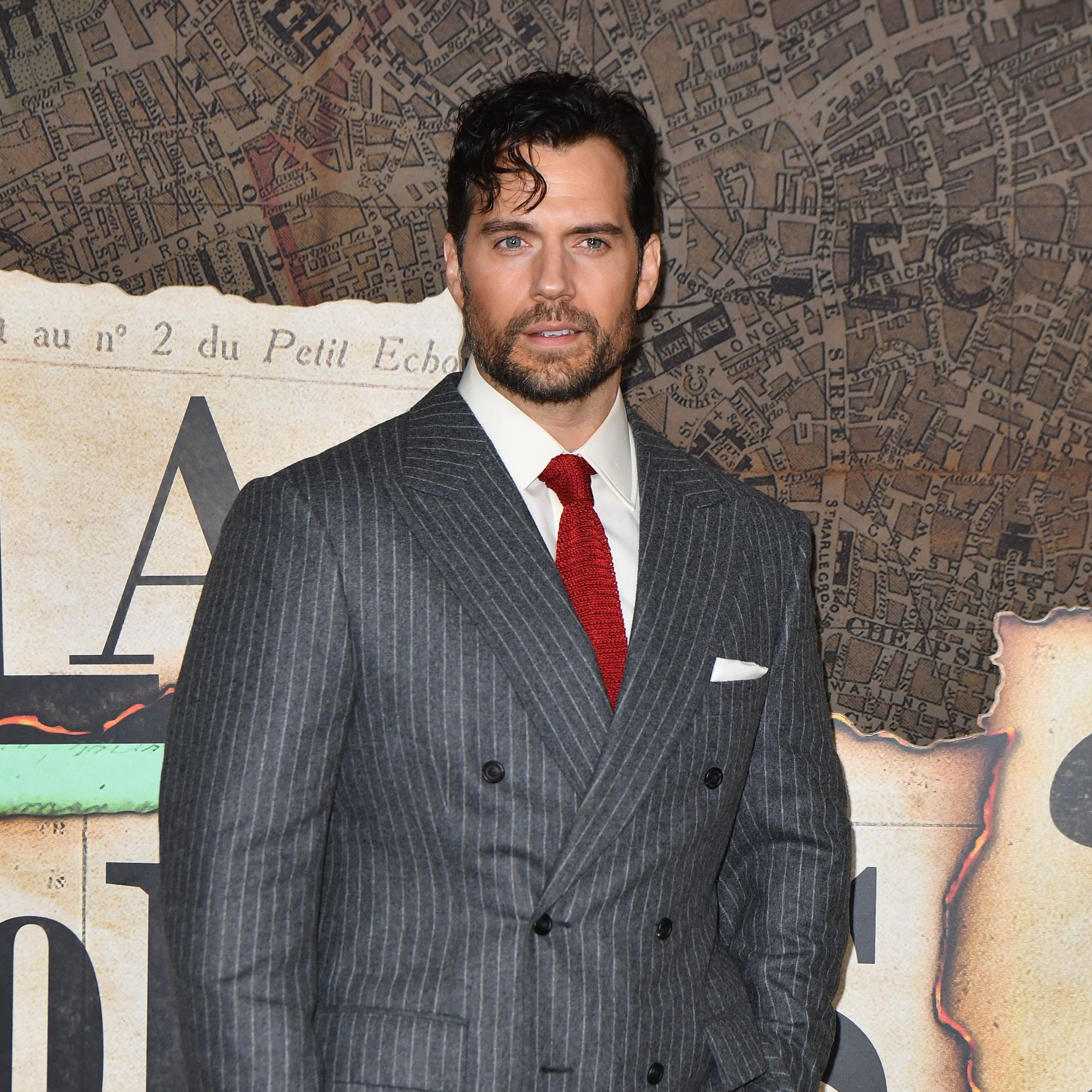 Henry Cavill's suit likes big arms and blank cheques | British GQ's suit likes big arms and blank cheques | British GQ