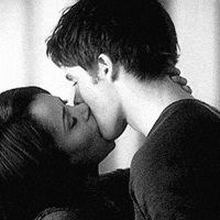 boyfriend kiss GIF boyfriend kiss GIF