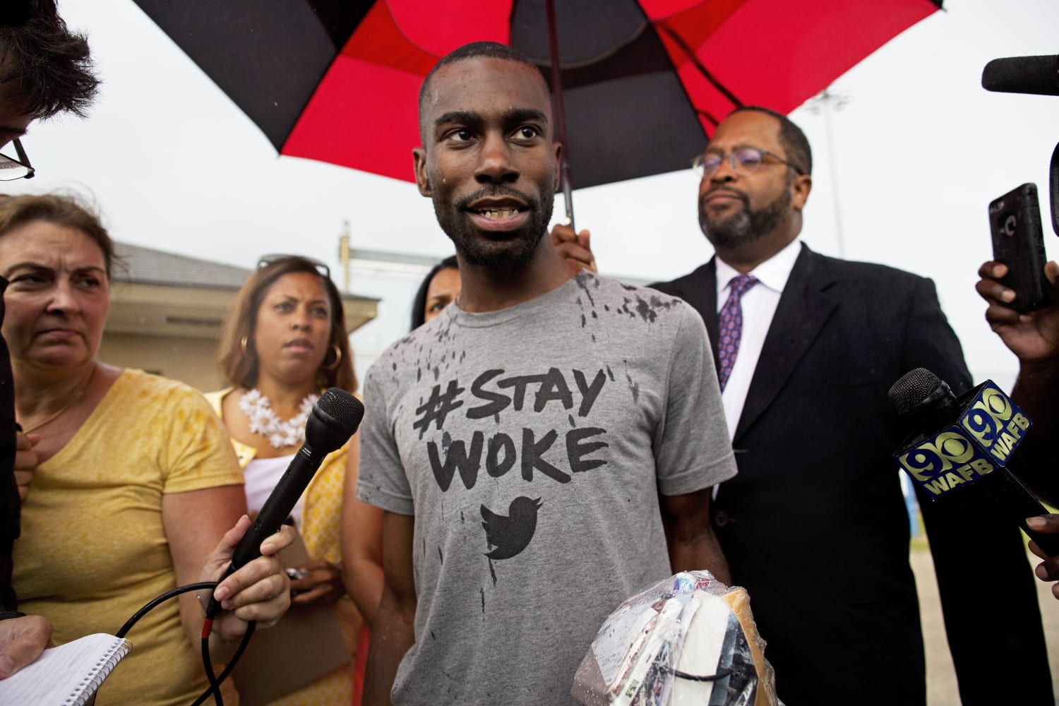BLM Activist DeRay McKesson Sues City of Baton Rouge for Mass Arrests