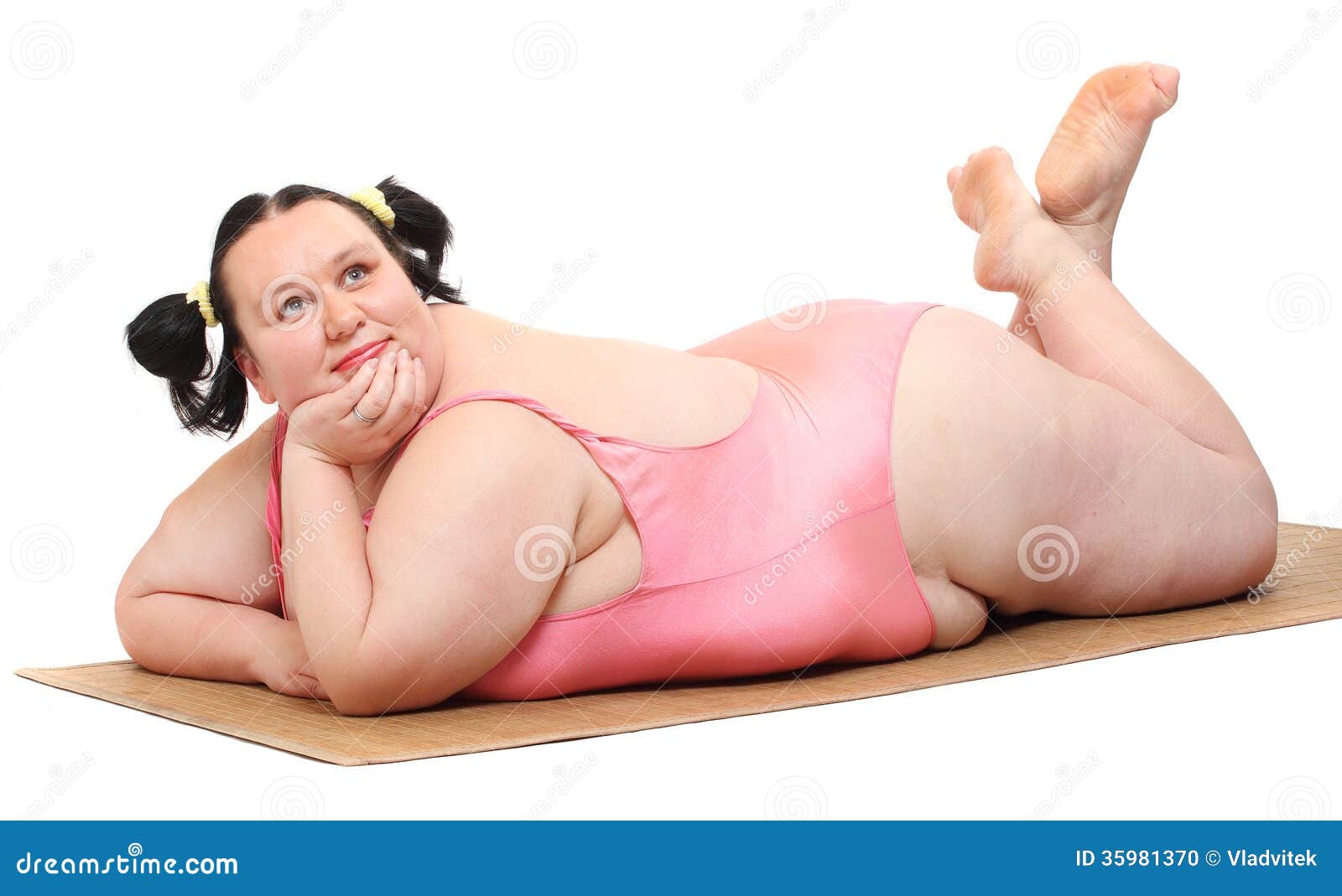 happy-overweight-woman-dressed-pink-swimsuit-lying-white-background-35981370.jpg