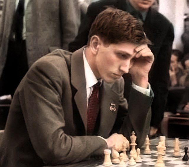 640px-Bobby_Fischer_1960_in_Leipzig_in_color.jpg