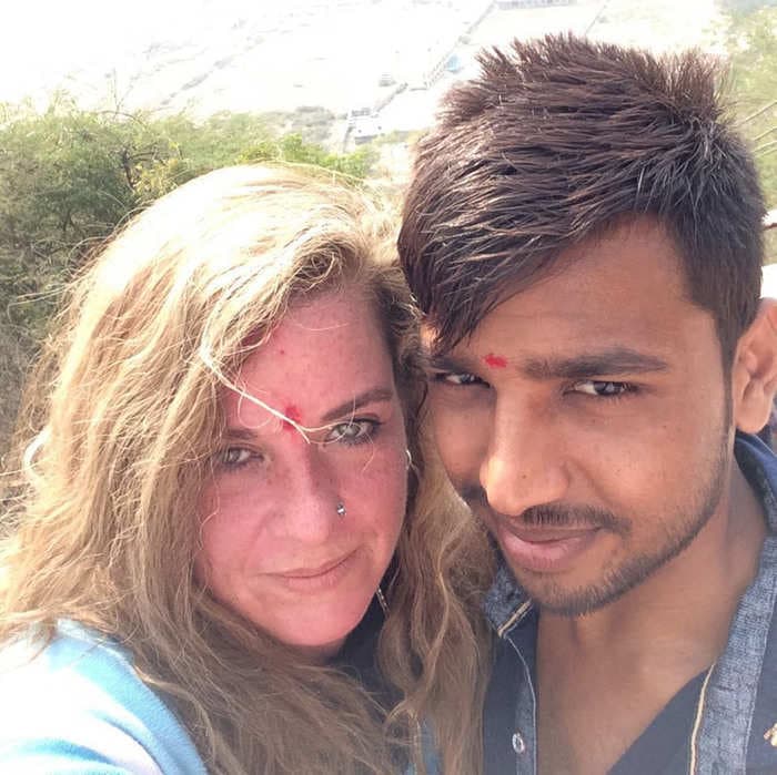 Meet the 41-year-old American woman who married a23-year-old Ahmedabad slum-dweller